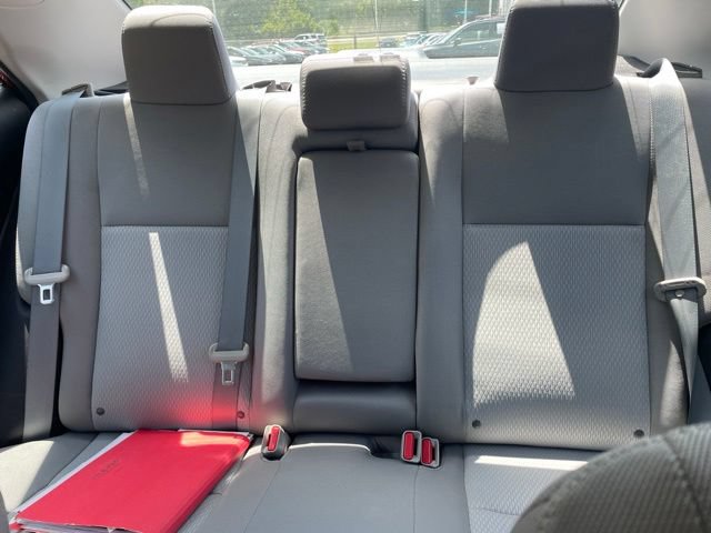 Used 2016 Toyota Corolla LE FWD image 12