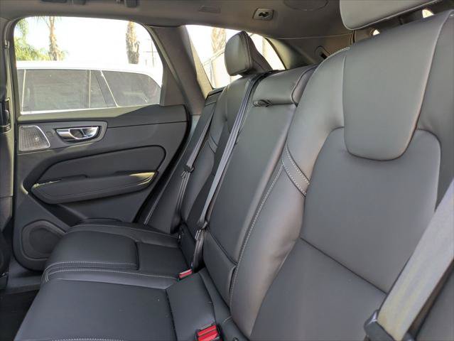 New 2026 Volvo XC60 T8 Ultra w/ Climate Package PRO AWD/4WD image 12