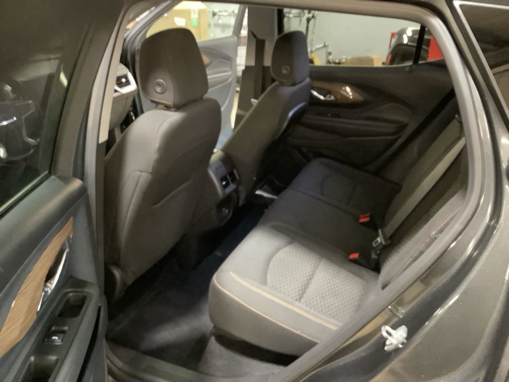Used 2021 GMC Terrain SLE w/ Driver Convenience Package image 20