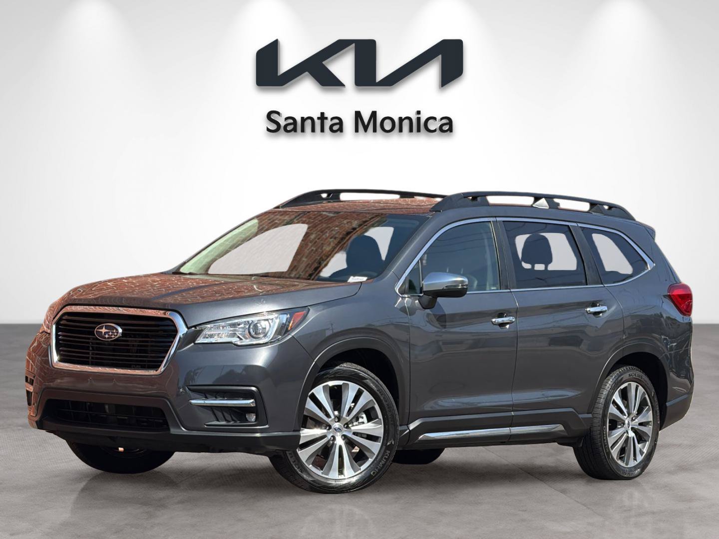 Used 2022 Subaru Ascent Touring AWD/4WD image 2