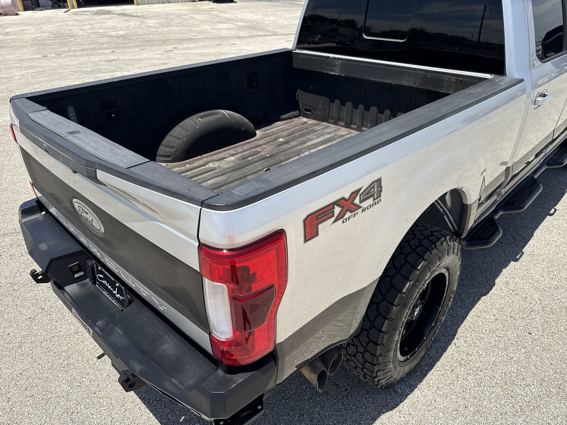 Used 2017 Ford F250 Lariat w/ Lariat Ultimate Package AWD/4WD image 22