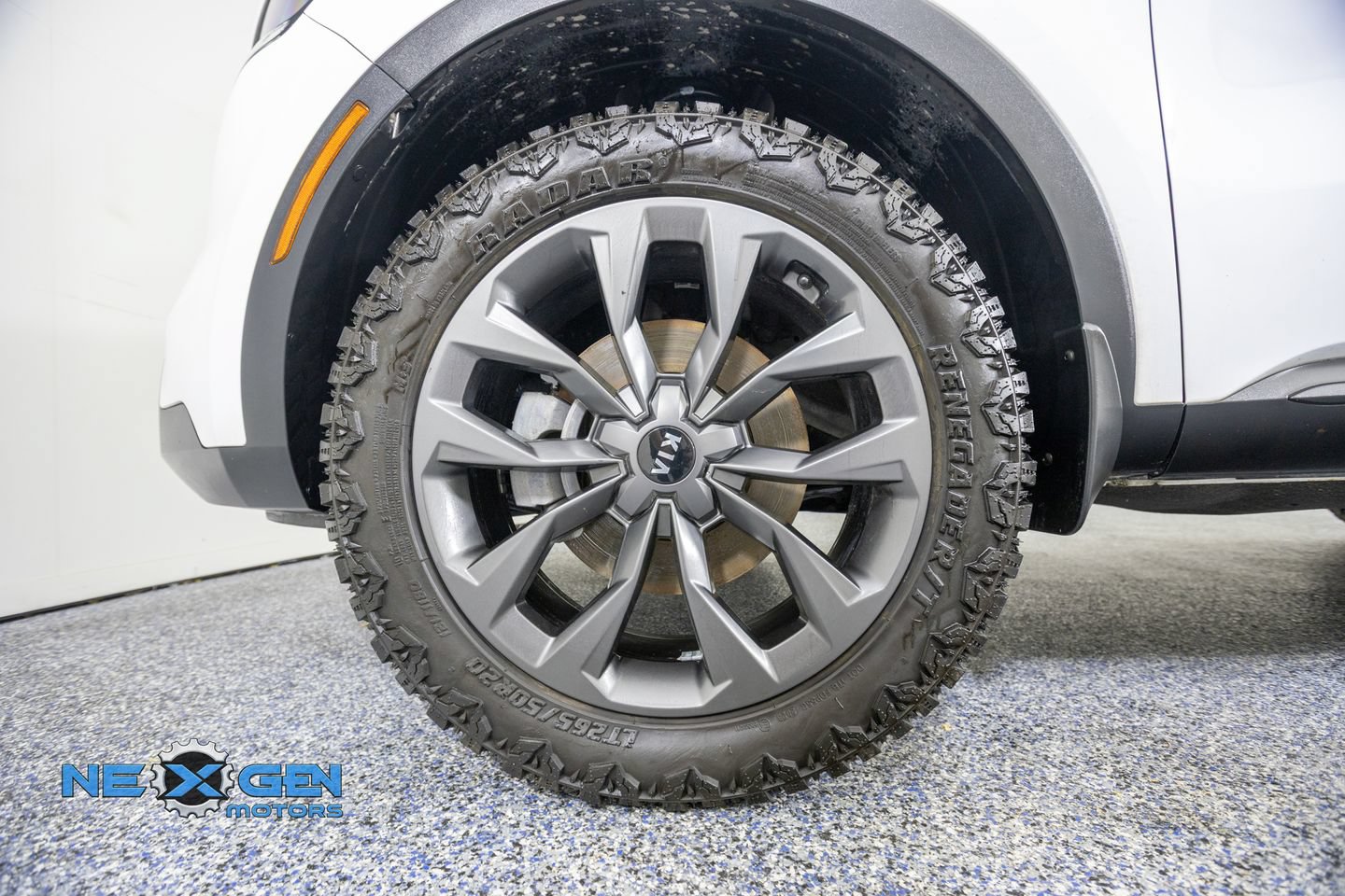 Used 2021 Kia Sorento EX w/ EX AWD X-Line Package image 49