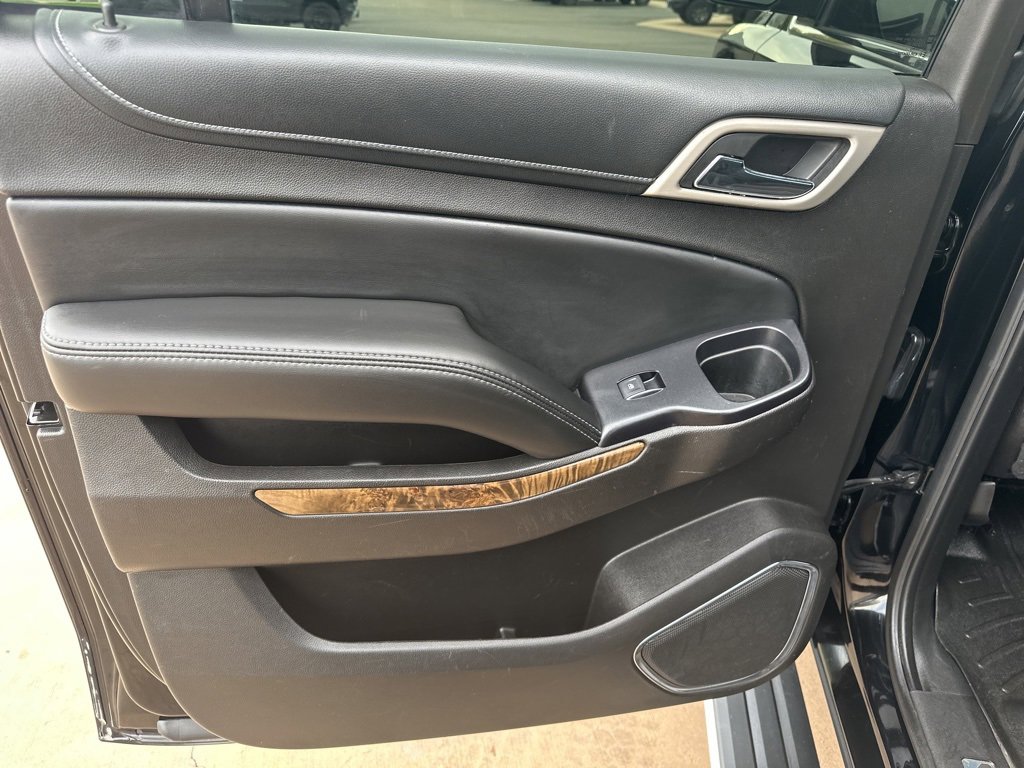 Used 2016 GMC Yukon XL Denali w/ Open Road Package image 19