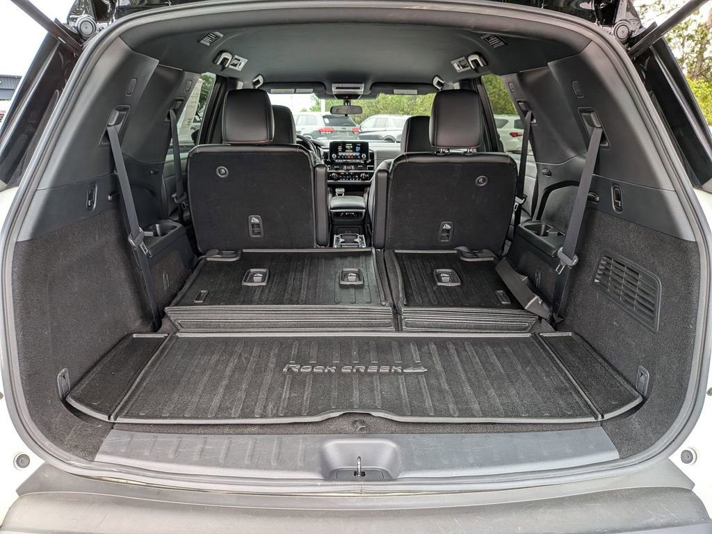Used 2024 Nissan Pathfinder Rock Creek AWD/4WD image 27