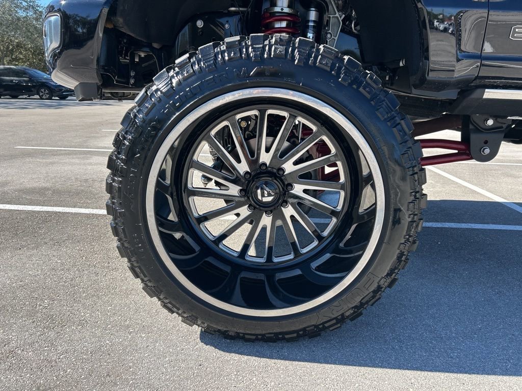 Used 2024 Ford F250 Platinum w/ FX4 Off-Road Package image 6