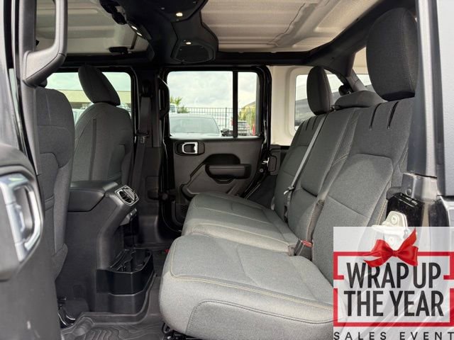 Used 2024 Jeep Wrangler Unlimited w/ Convenience Group image 34