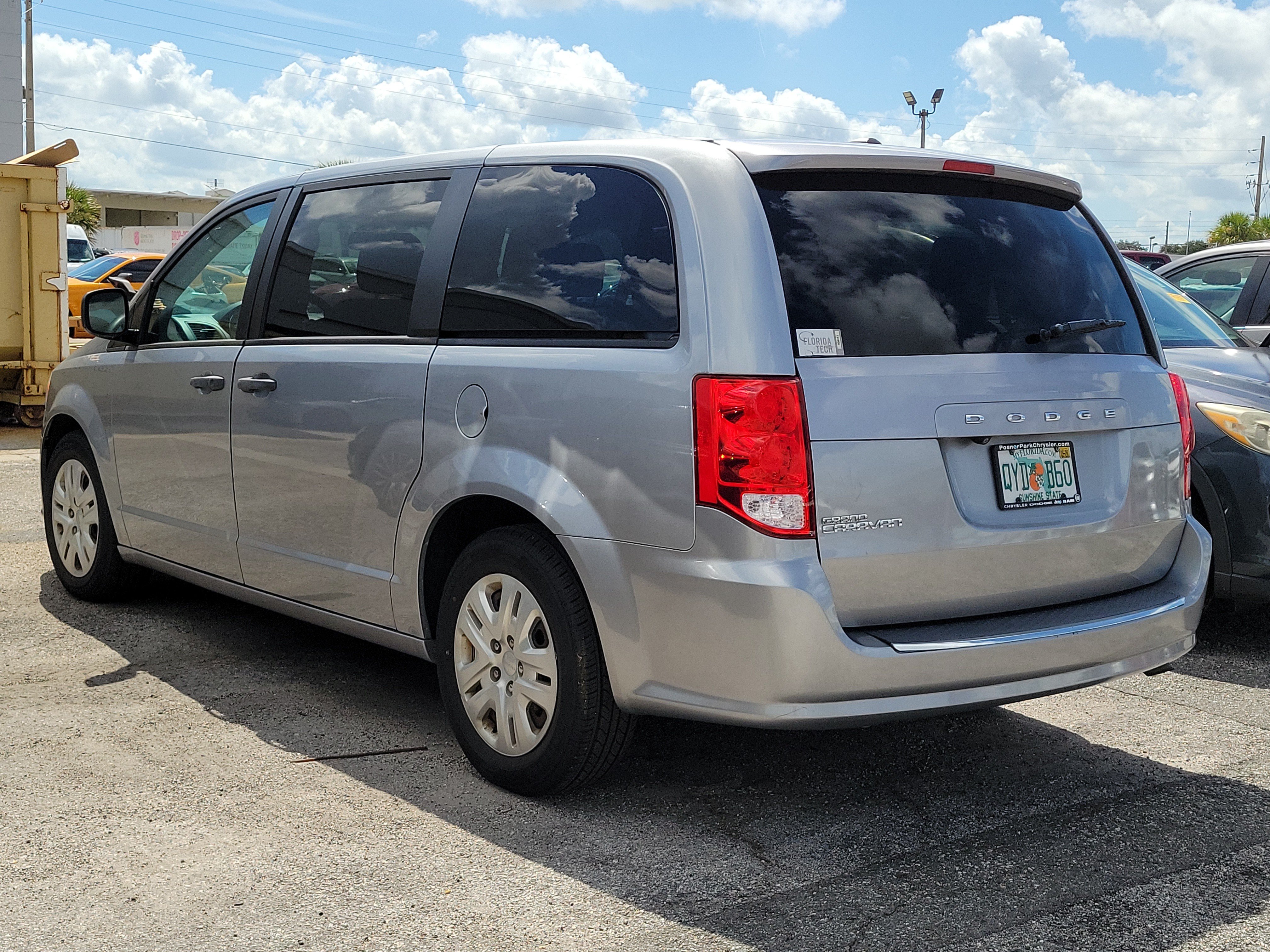 Used 2019 Dodge Grand Caravan FWD image 4