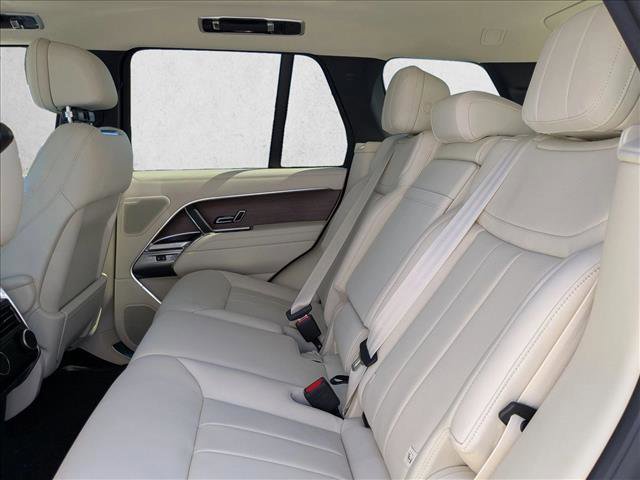 New 2026 Land Rover Range Rover SE AWD/4WD image 15