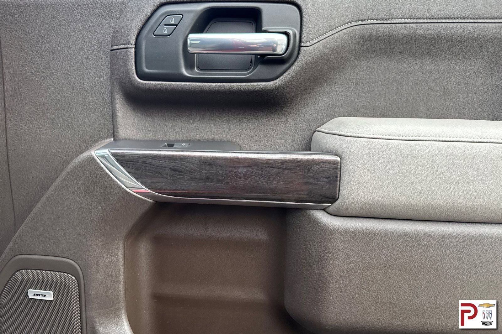 Used 2020 Chevrolet Silverado 1500 LTZ w/ LTZ Premium Package image 19