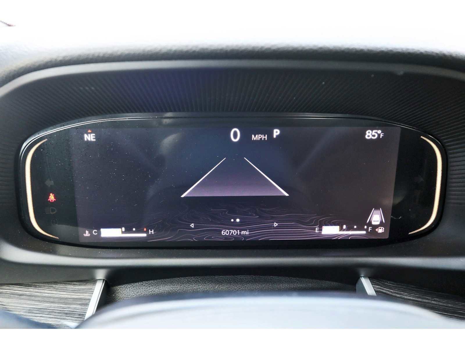 Used 2022 Jeep Wagoneer Series III w/ Flexible Seating Group image 15