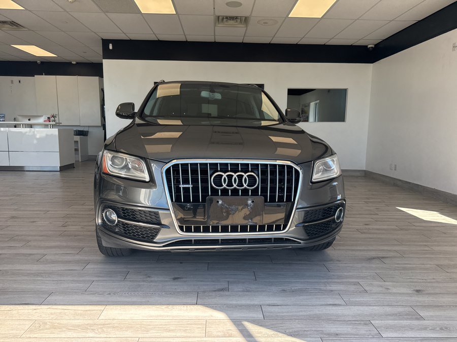 Used 2016 Audi Q5 3.0T Premium Plus w/ Technology Package AWD/4WD image 2