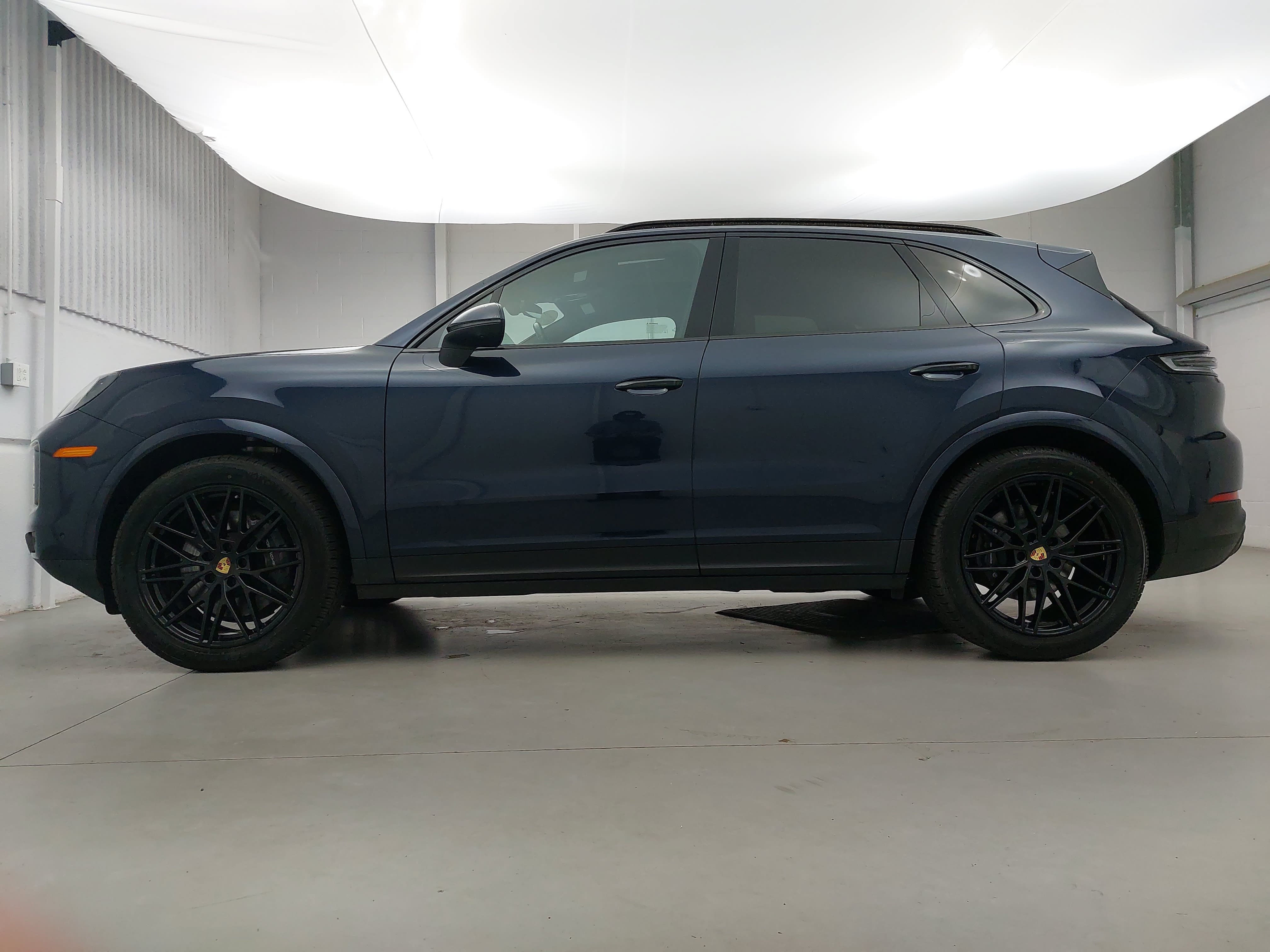 Certified 2024 Porsche Cayenne w/ Premium Package Plus (PFM) AWD/4WD image 2