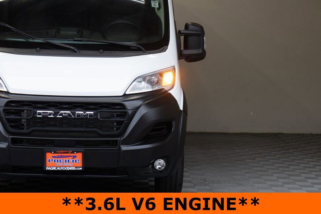 Used 2025 RAM ProMaster 2500 w/ Convenience Group image 5