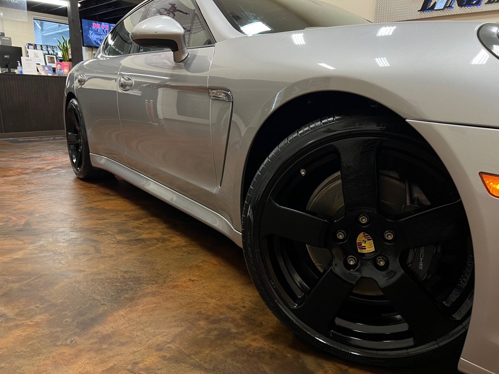 Used 2011 Porsche Panamera 4 AWD/4WD image 47