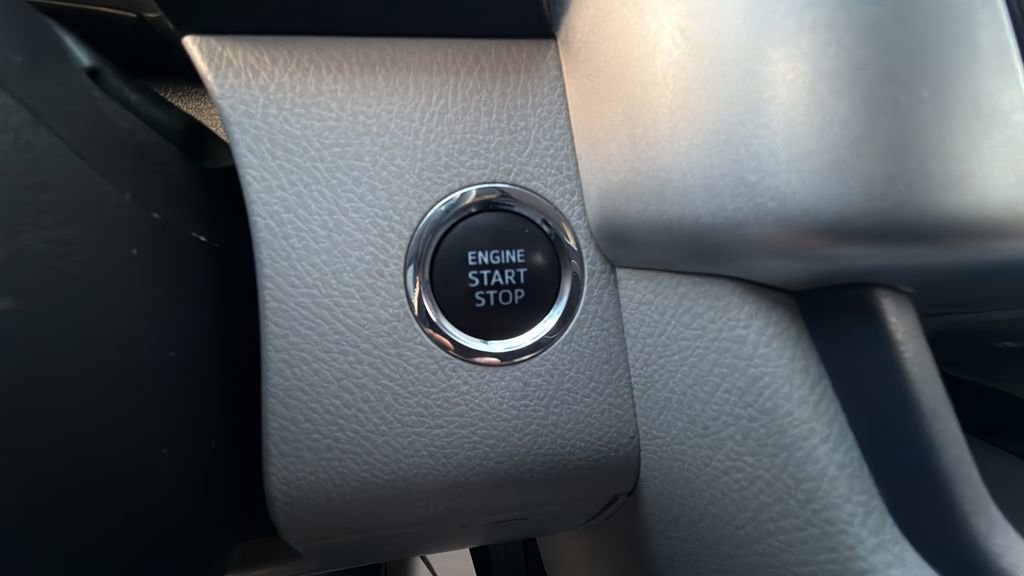 Used 2019 Toyota Highlander XLE image 25