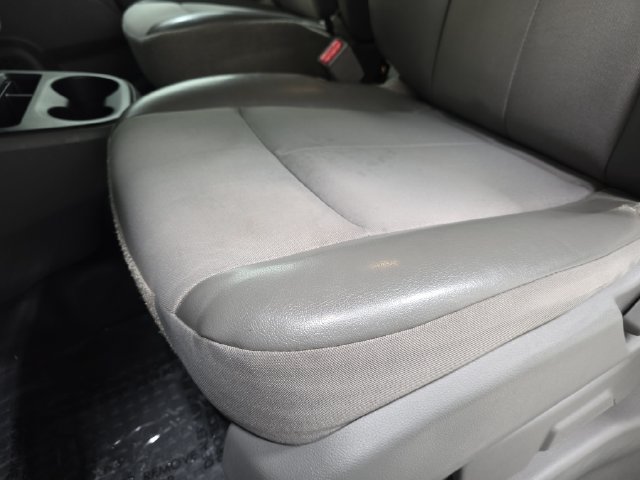 Used 2018 Nissan NV 2500 S w/ Rear Door Glass Package RWD image 24
