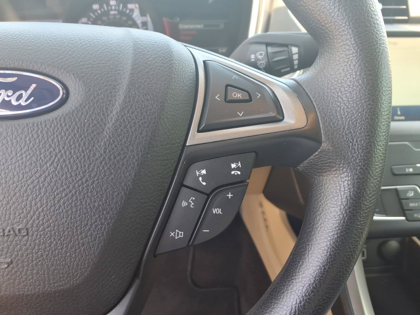 Certified 2020 Ford Fusion SE FWD image 19