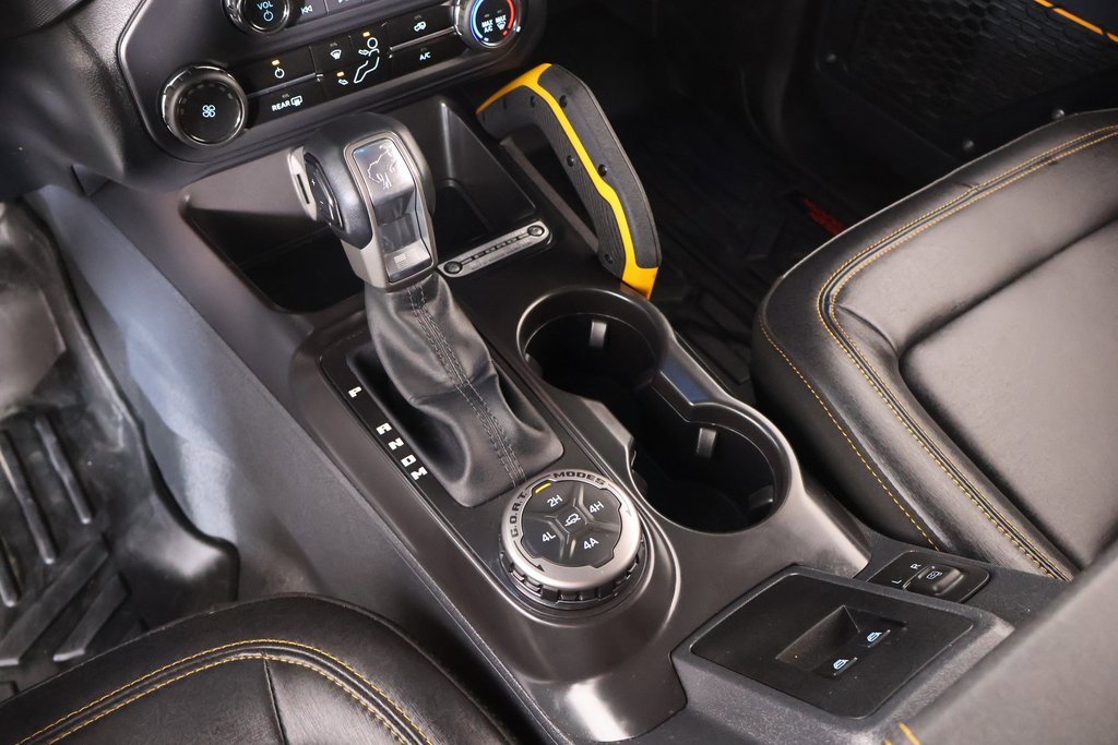 Used 2024 Ford Bronco Badlands image 7