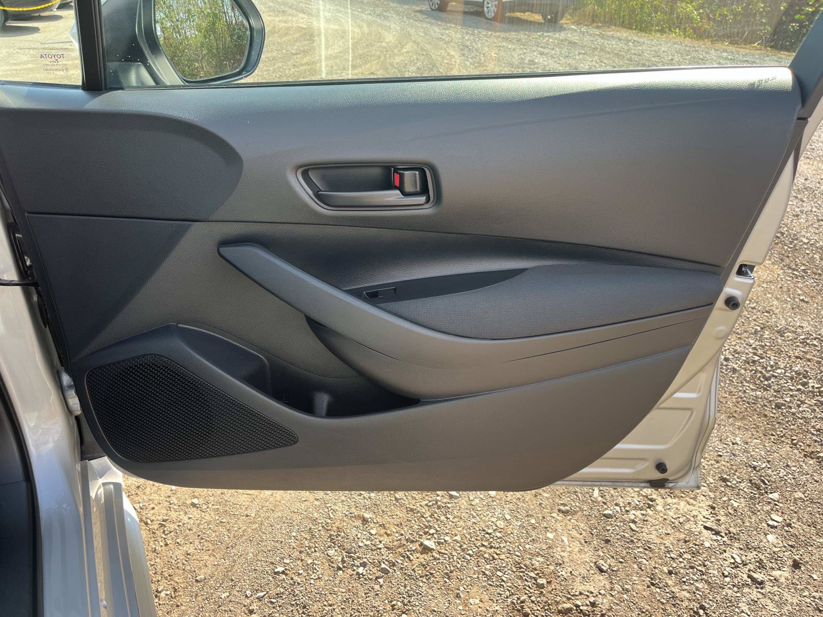 Used 2026 Toyota Corolla LE FWD image 24