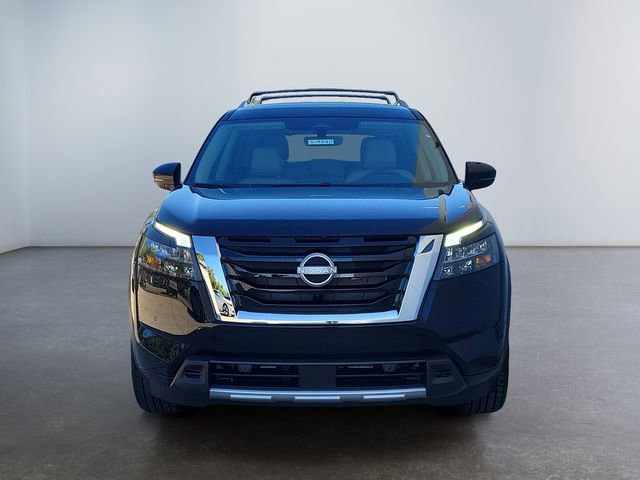 New 2025 Nissan Pathfinder SL image 9