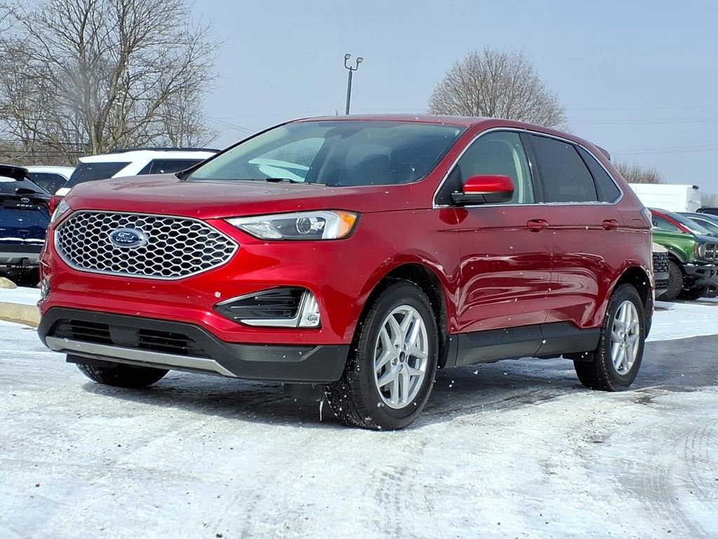 Used 2024 Ford Edge SEL w/ Convenience Package