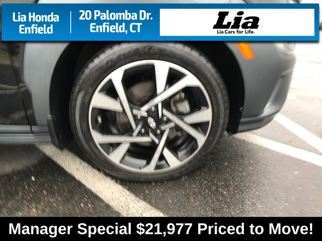 Used 2023 Hyundai Kona Limited image 9