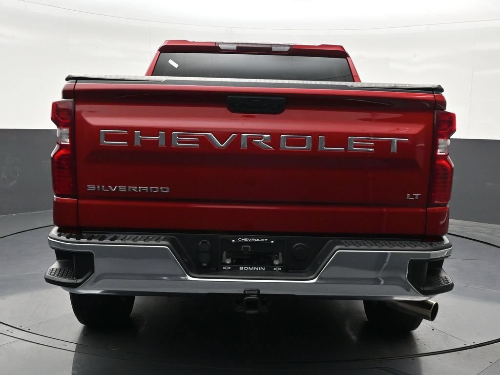 Used 2024 Chevrolet Silverado 1500 LT RWD image 4