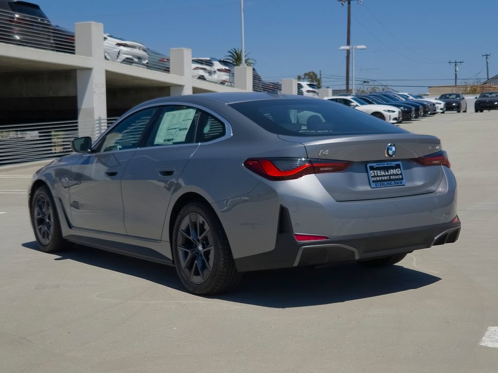 New 2026 BMW i4 eDrive40 w/ Parking Assistance Package RWD image 17