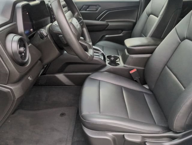 Used 2024 Chevrolet Colorado Trail Boss AWD/4WD image 18