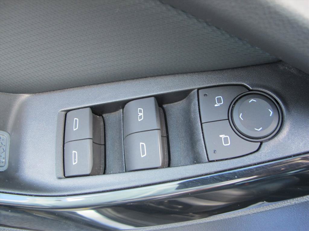 Used 2025 Chevrolet Equinox LT w/ Convenience Package II FWD image 10