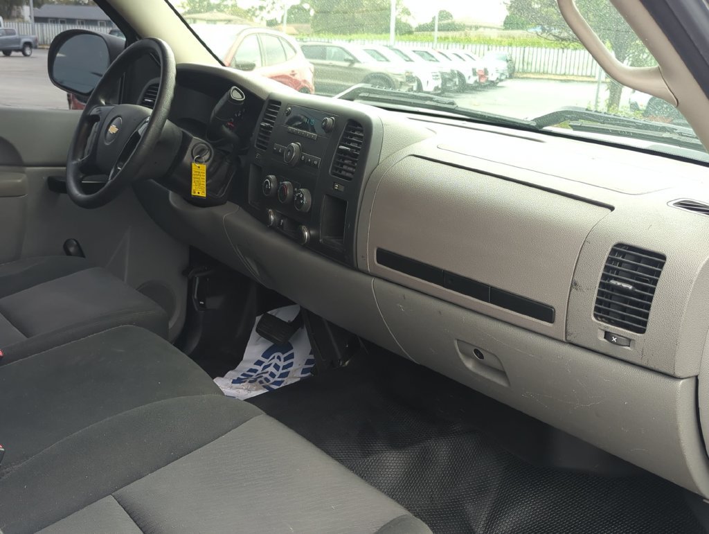 Used 2013 Chevrolet Silverado 1500 W/T RWD image 20
