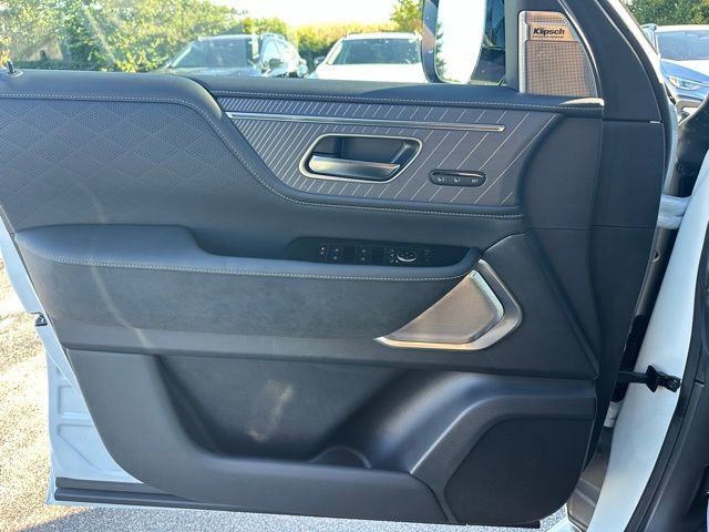 New 2026 INFINITI QX80 Autograph w/ Premium Cargo Package image 30