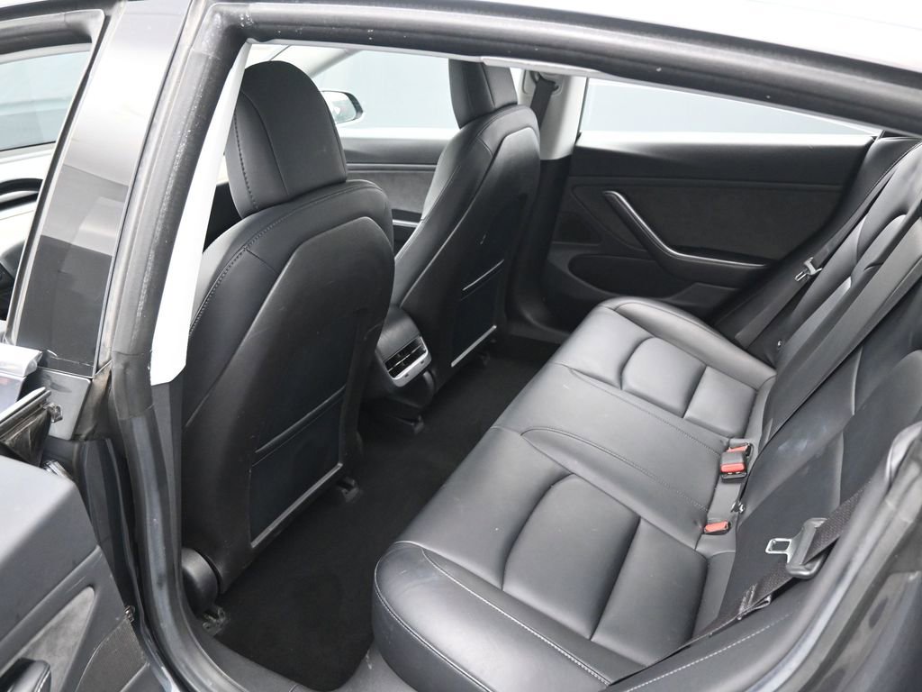 Used 2018 Tesla Model 3 Long Range image 26