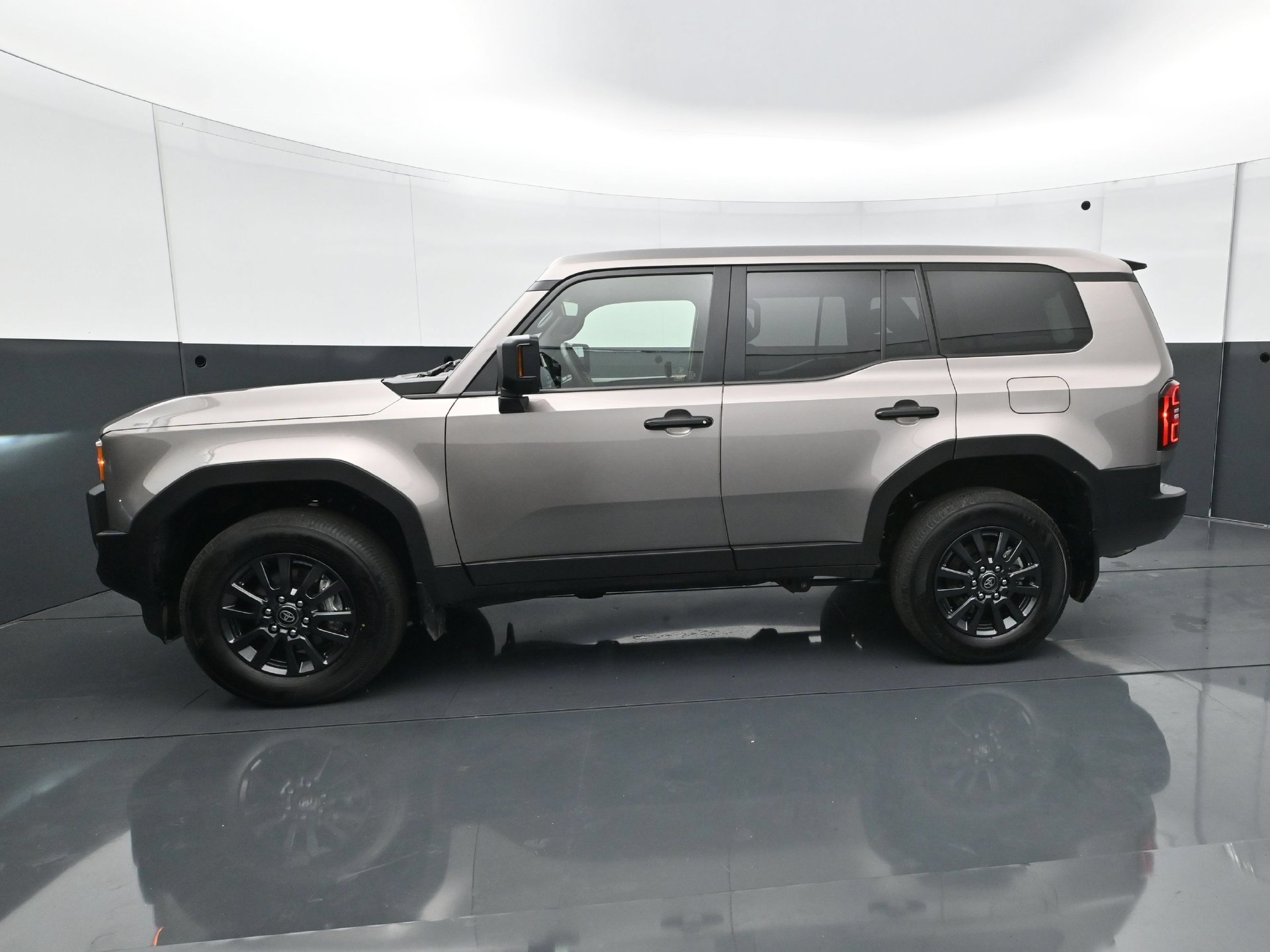 Used 2026 Toyota Land Cruiser 1958 AWD/4WD image 3