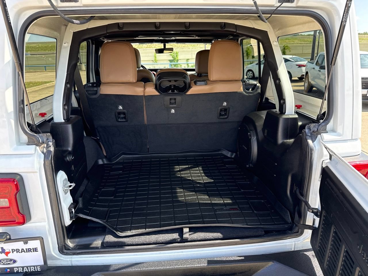 Used 2020 Jeep Wrangler Unlimited Rubicon AWD/4WD image 10