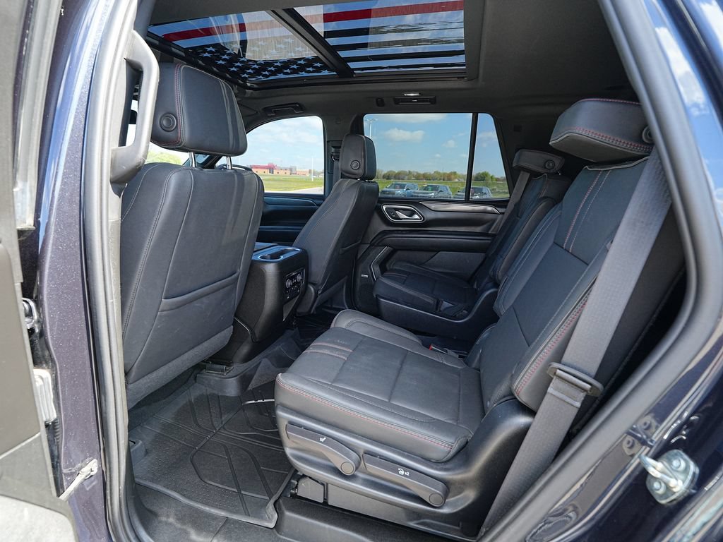 Used 2023 Chevrolet Tahoe RST w/ Luxury Package AWD/4WD image 18