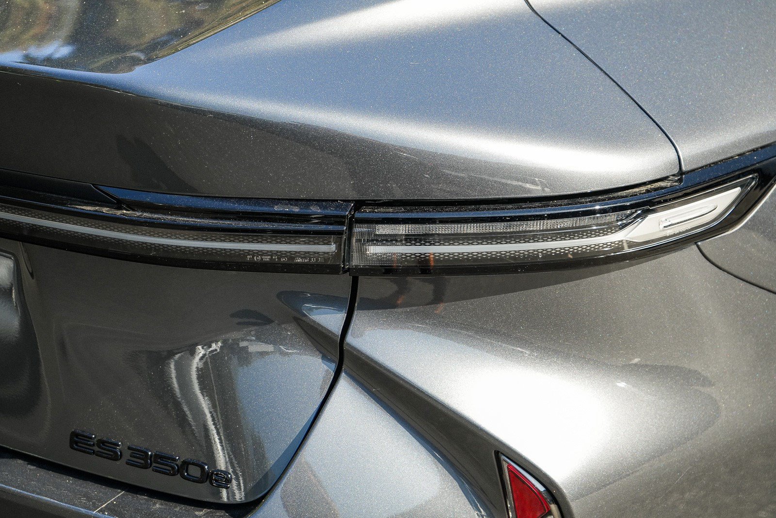 New 2026 Lexus ES 350e FWD image 7