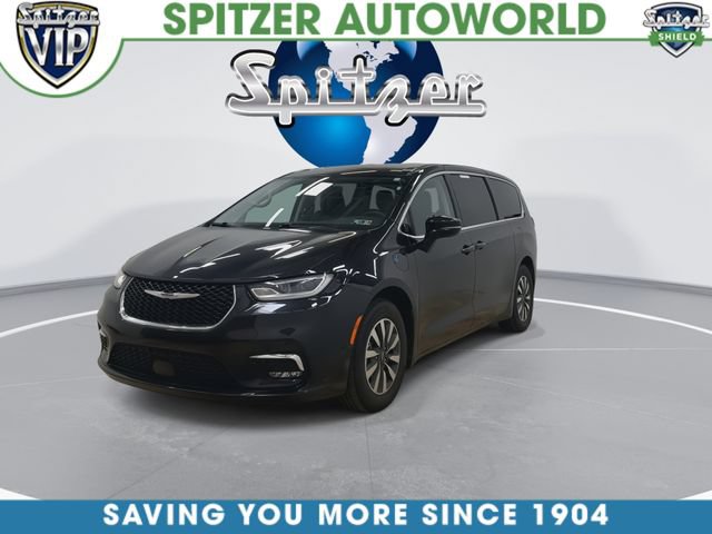 Used 2024 Chrysler Pacifica Limited FWD image 4