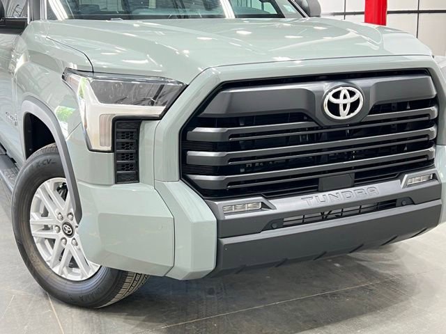 Used 2025 Toyota Tundra SR5 w/ SR5 Convenience Package RWD image 44