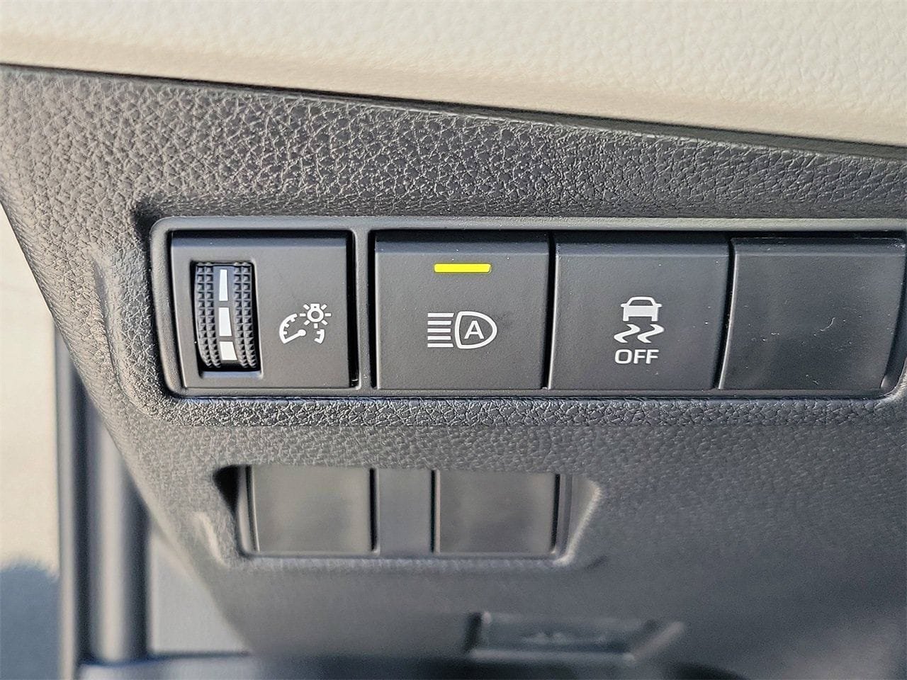 New 2026 Toyota Corolla Cross L FWD image 24