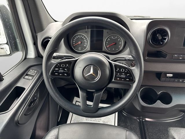 Used 2023 Mercedes-Benz Sprinter 144 Cargo image 12