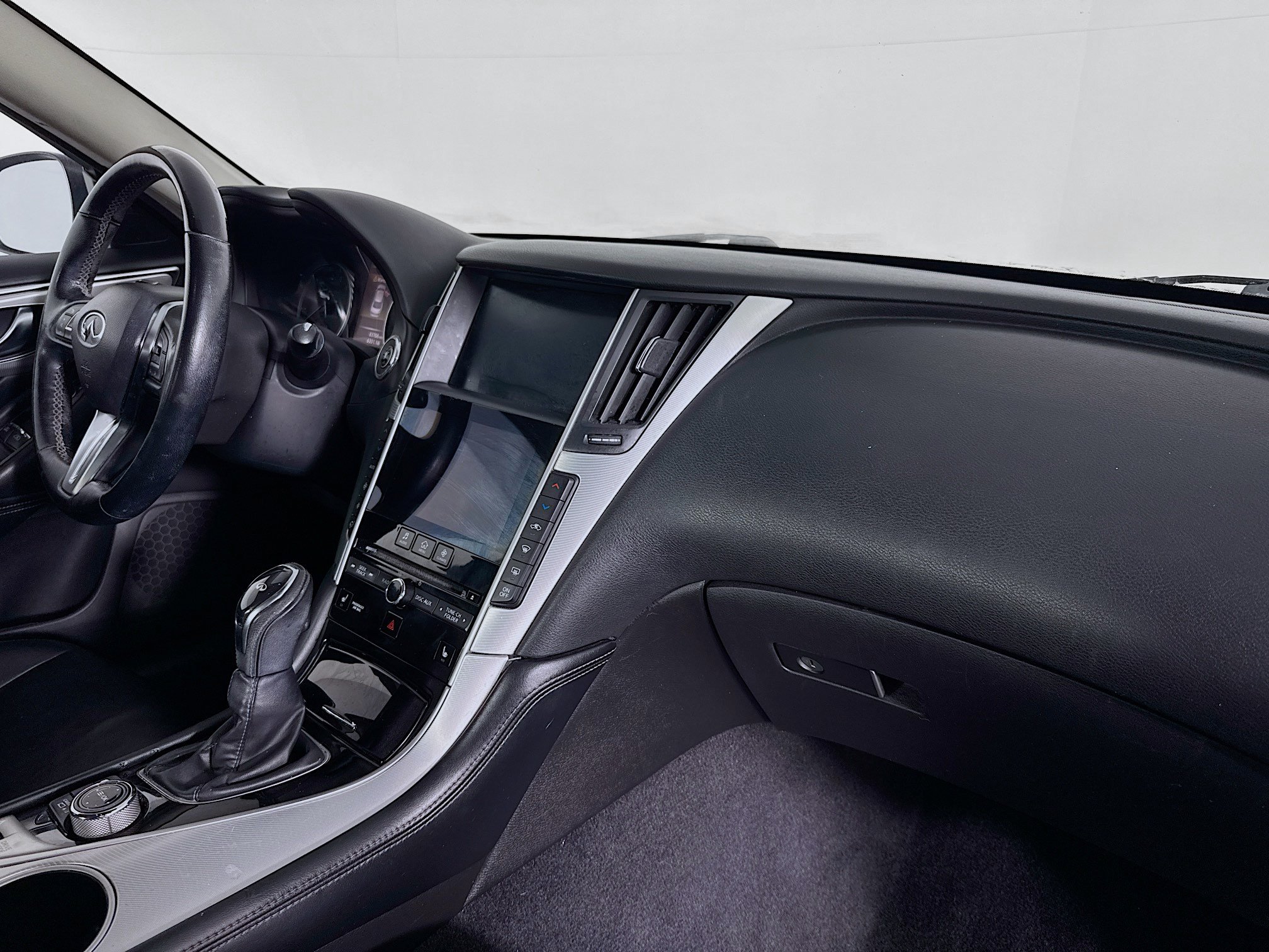 Used 2021 INFINITI Q50 Luxe RWD image 28