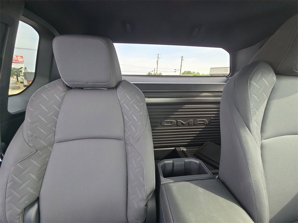 New 2025 Toyota Tacoma SR image 15