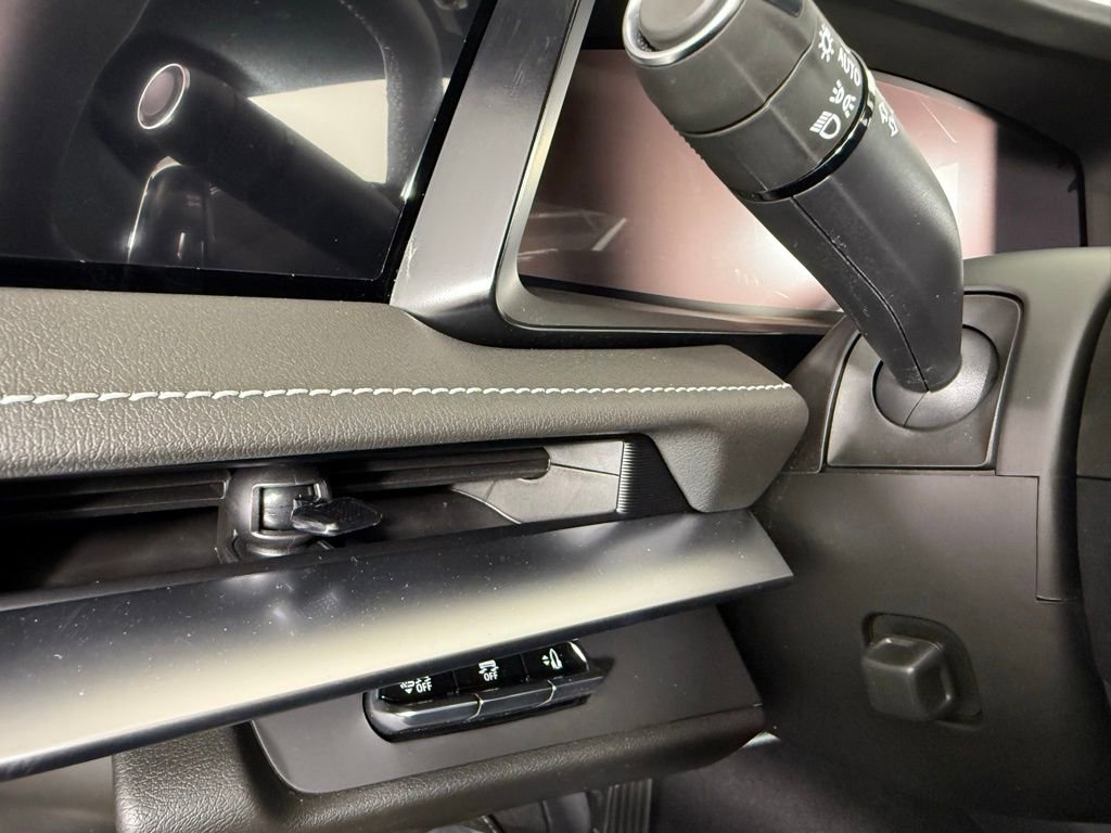 New 2026 Chevrolet Corvette Stingray Convertible w/ Battery Protection Package image 18