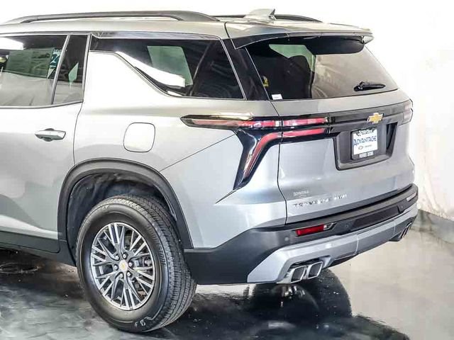 Certified 2024 Chevrolet Traverse LT AWD/4WD image 9