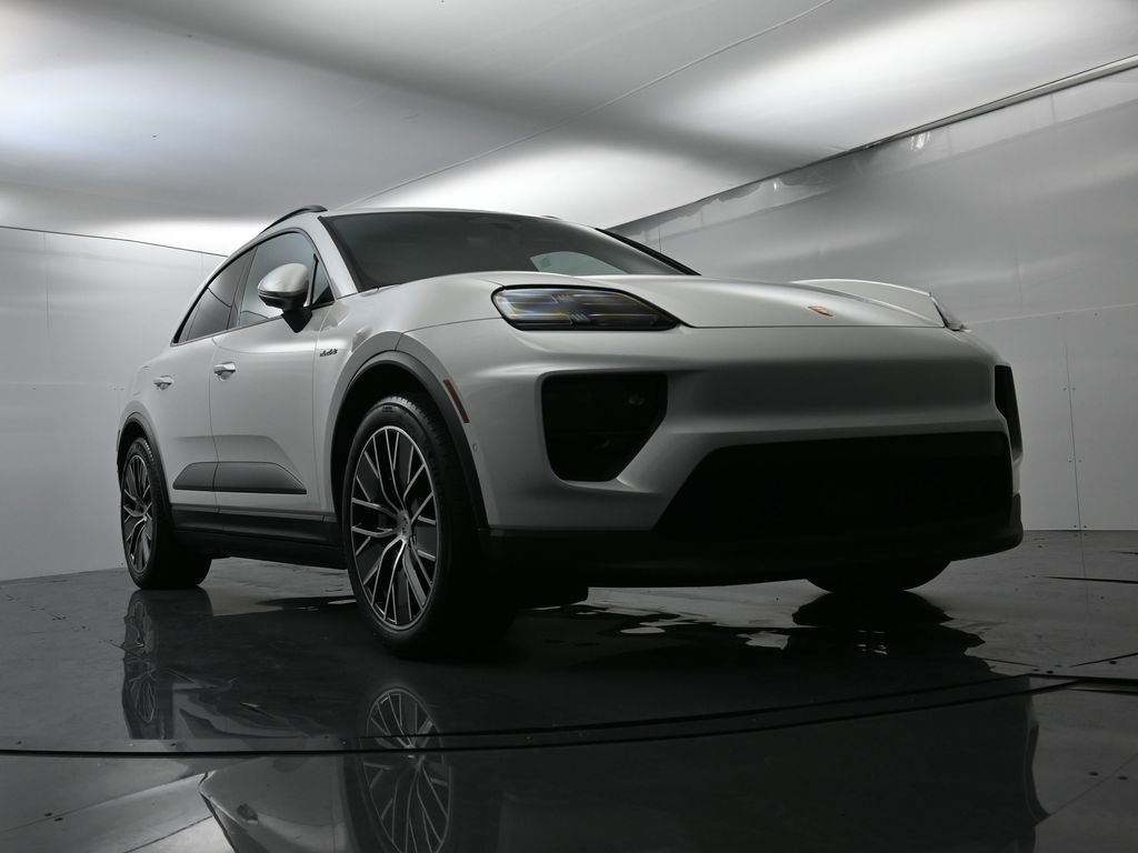 Certified 2024 Porsche Macan 4 Electric image 54