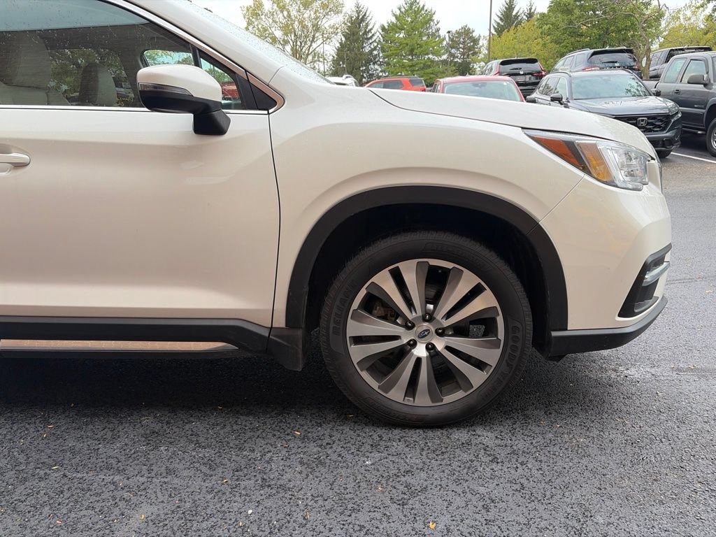 Used 2022 Subaru Ascent Limited w/ Technology Package AWD/4WD image 5
