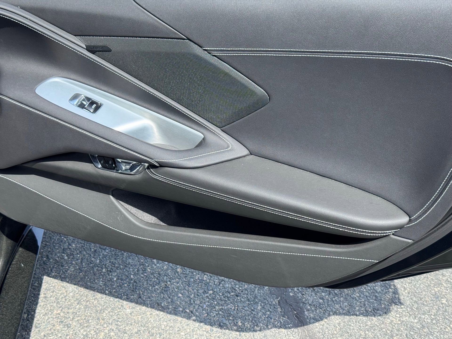 Used 2024 Chevrolet Corvette Stingray Convertible w/ 1LT image 12