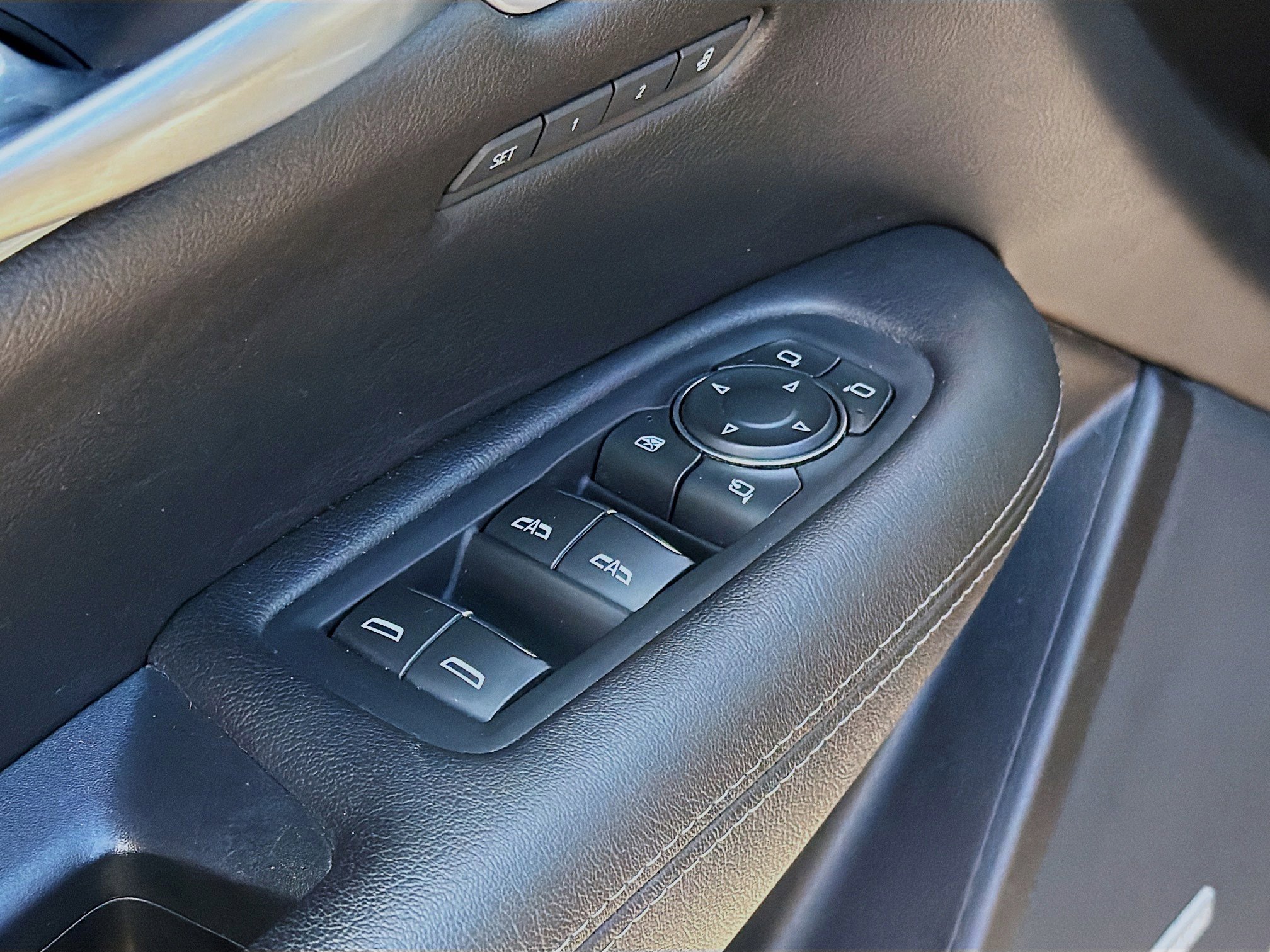 Used 2024 Cadillac XT5 Premium Luxury image 23