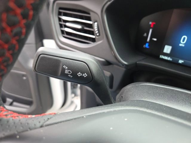 Certified 2025 Ford Escape ST-Line w/ Tech Pack #1 image 39